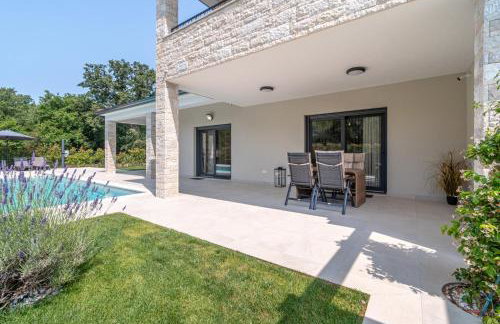 NEW! Luxury Villa Carlotte with 11m pool - Foto 8