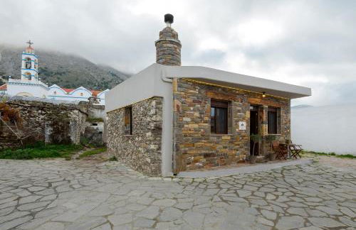 Παραδοσιακό Κατάλυμα ΑΜΒΩΝΑΣ - Foto 1