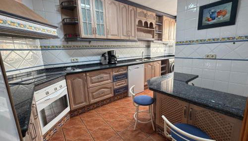 Duplex céntrico a 3 minutos andando de la playa - Photo 3, stove, dishwasher, toaster