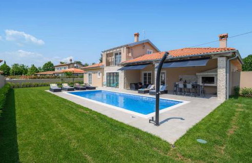 Beautiful Home In Maruzini With Wifi - Foto 1