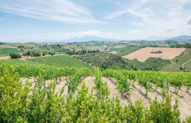 Captivating Apartment in Ascoli Piceno with Hot Tub - Foto 28