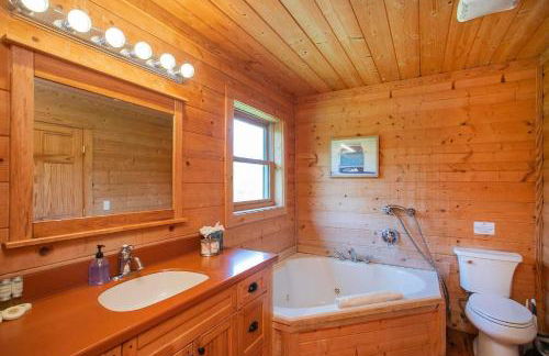 Secluded 18-Acres with Pool Hot Tub Pool Table - Foto 28