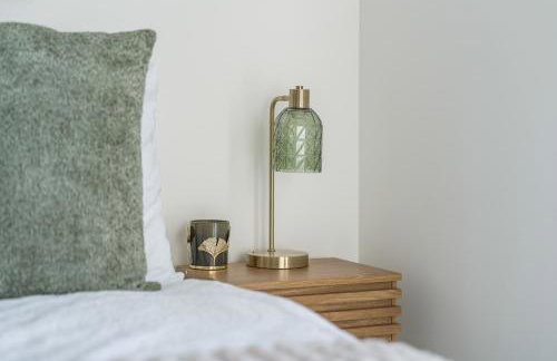 Luxury Penthouse Wembley Stadium Sleeps 10 and Parking - Foto 16