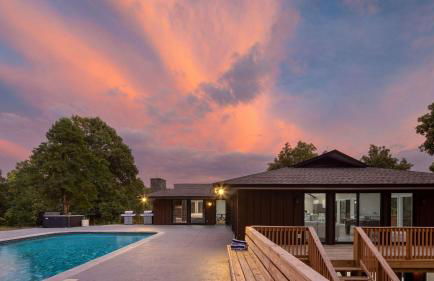 Amber Refresh by Avantstay Pool and Hot Tub - Foto 71