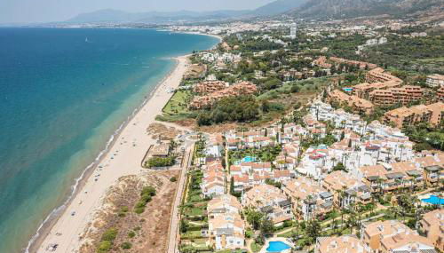 Bright Chalet with Swimming Pool and Close to Sea - Photo 2, Other