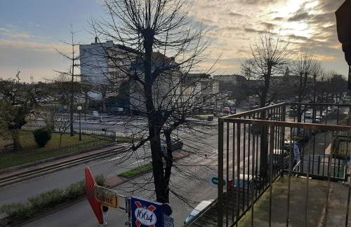 Grand T3 Lumineux - Balcon - 2 chambres - idéal familles & pros - Foto 19