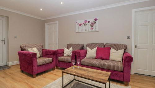 Myrtle Cottage - Photo 1