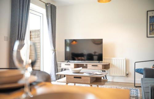 Peaceful 3 BD with 2 King Beds - Photo 2