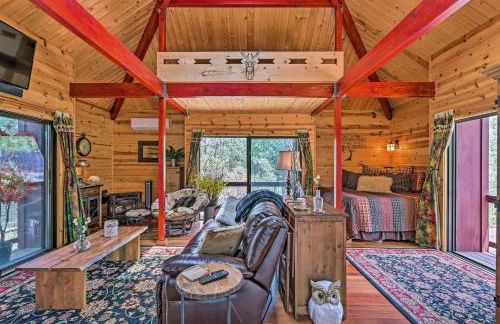 Furnished Deck Romantic StrawberryandPine Studio! - Foto 5