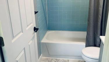 TeePee Room 7- Newly Renovated - Photo 4