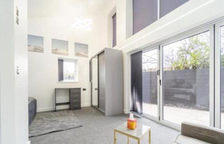 New Modern Stylish Villa Near City Centre Birmingham, with outdoor Hot Tub - Foto 30