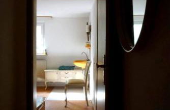 Cozy house with courtyard - Foto 14