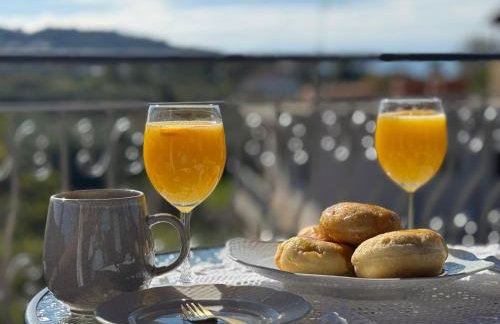 Takis' Attic - Foto 33