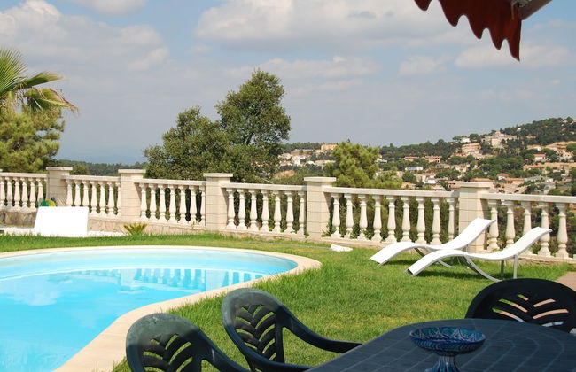 Detached Villa on one Floor, With Garden, Private Pool and Nice Views - Foto 17