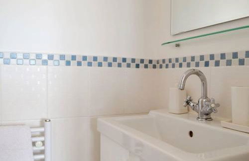 1-bed Cottage on Coastal Pathway in South Wales - Foto 26