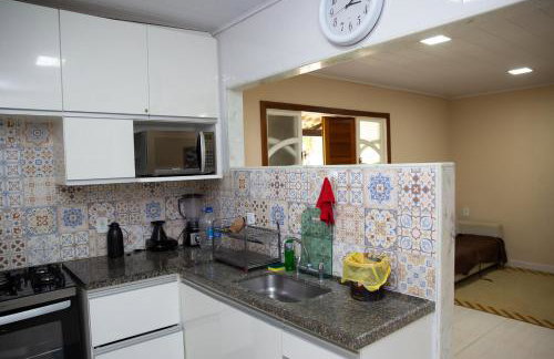 Chalé com Deck e Churrasqueira nas Montanhas - Foto 9