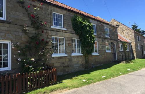SUNNYSIDE COTTAGE HUTTON LE HOLE NORTHYORKSHIRe - Photo 5