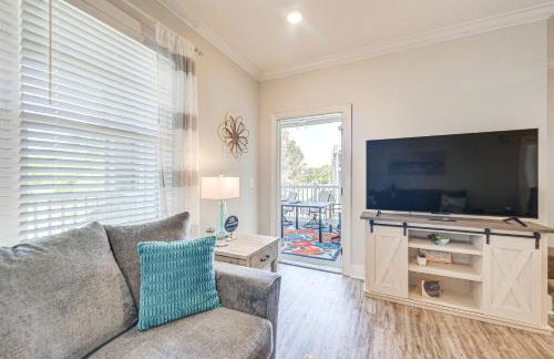 Gorgeous Calabash Condo with Balcony and Pool Access! - Foto 5