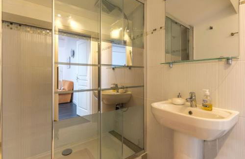 Apartment Zwischen Meer- Seen und Bergen by Interhome - Foto 11