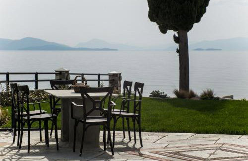 Mermaid Beachfront Villa - Photo 34