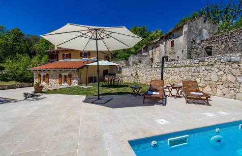 Amazing Home In Moscenice With Wifi - Photo 11