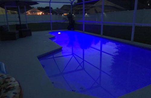 Beautiful 5BR home near Disney with private pool, large yard & BBQ - Foto 13