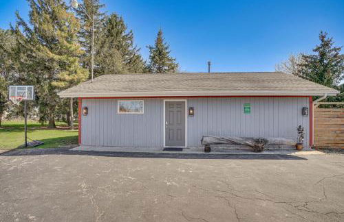 9 Mi to Shore Home with Hot Tub in Howards Grove! - Foto 23