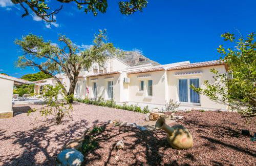 Casa Juana is a modern, luxury, exclusive, 6 bedroom villa. - Foto 42