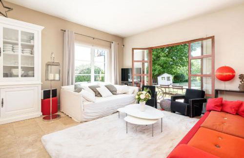 Le Mas - House with swimming pool in a privileged environment - Photo 9