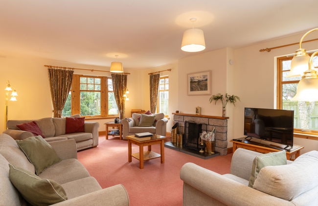 Osprey House - Photo 2