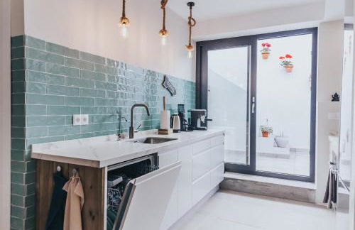 Malaga Beach House, 2 city bikes, 2 children's bikes, WiFi, BIG terrace, BBQ, Family, Childfriendly - Photo 3