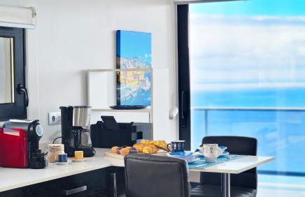 Azure Serenity Villa by LovelyStay - Foto 24