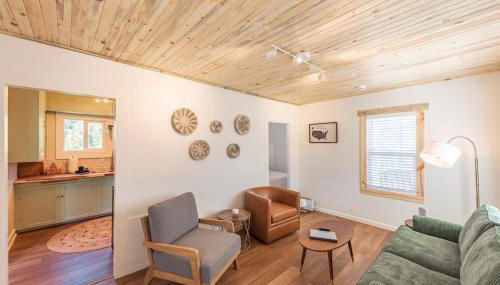 #StayinMyDistrict Brussels Bungalow - Photo 2