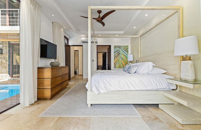 Beachfront Villa - Sunsets and Daily Maid Service - Photo 31