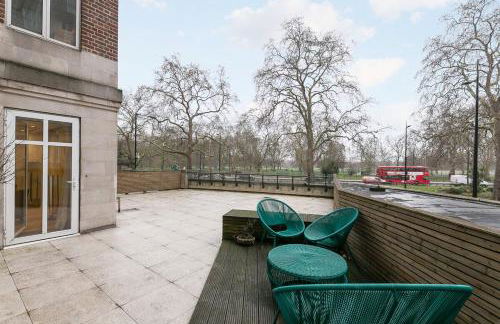 Exclusive Two-Bed Flat on Iconic Park Lane PL15A - Foto 9