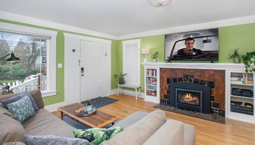 Greenlake Craftsman - Hot Tub, AC, Dog Friendly - Foto 5, Game Room