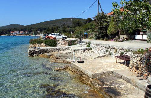 Apartments by the sea Brgulje, Molat - 6243 - Foto 12