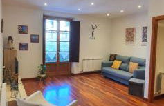 EL MUSSOL DE LA VILA Camprodon, balconets amb vistes a la plaça - Photo 18