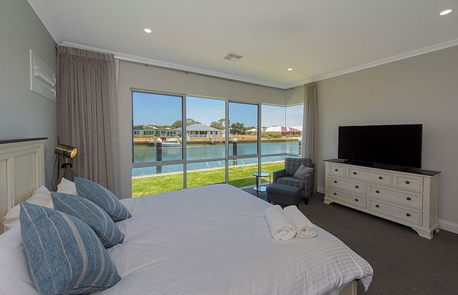 A Waterside Paradise - Foto 2