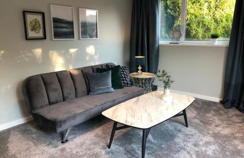 Bronte Country - 2 Bed Apartment near Cliffe Castle - Foto 8