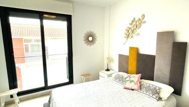 Luxury and Modern Beach Apartment with Sea Views - Foto 4