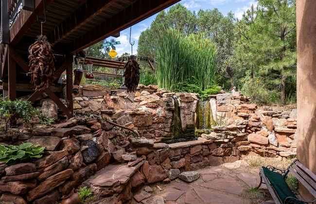 Glorieta Mesa Retreat - Photo 28