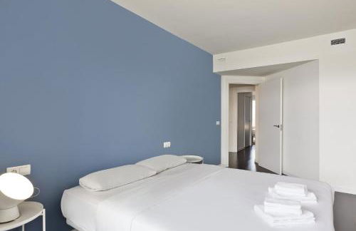 Port Forum Apartments by Olala Homes - Photo 91