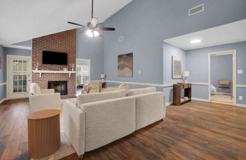 Spacious 4BR Family Home with Game Room - Foto 9