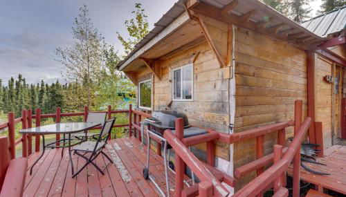 Lakefront Bliss! Ultimate Soldotna Retreat with Deck - Photo 3