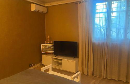 Apartment 2p with Wifi in the heart of Avignon - Photo 2