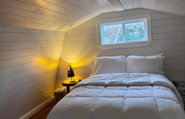 Stylish 1940s Home with Barn Guest House - Foto 26