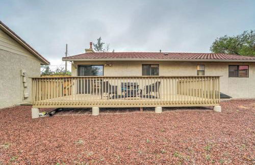 3BR with Patio and Fire pit near Hiking & Downtown - Foto 45