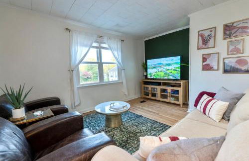 Fern Landing - Modern, Spacious, Firepit, Fully Fenced In Yard - Foto 10