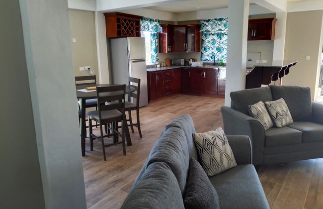 2 Bedroom Residence - Photo 5